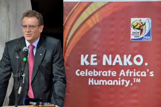 Jerome Valcke unveiling the plaque